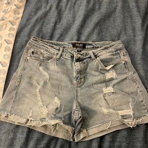 Judy Blue distress Jean shorts